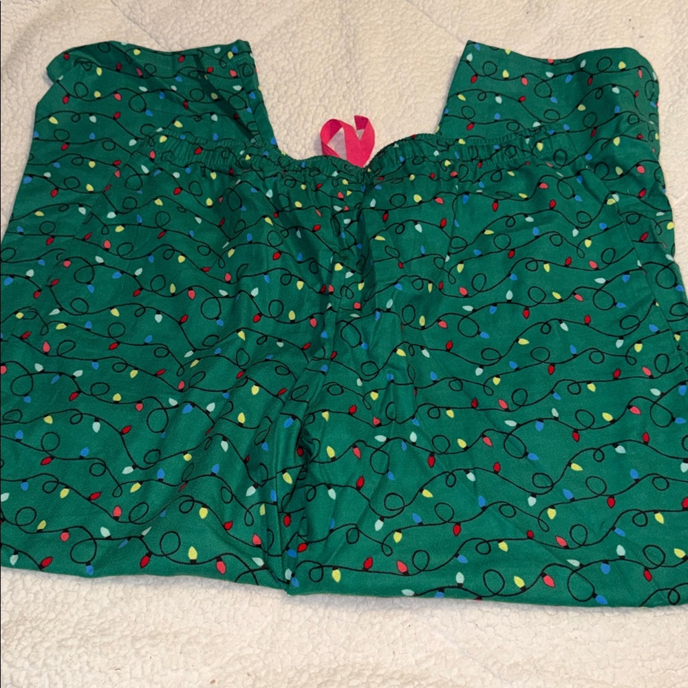 Festive Green Kids Pajamas with Colorful Lights - Picture 4 of 6